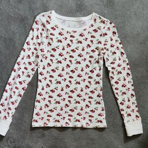 Arizona Jean Company White Floral Long Sleeve Tee